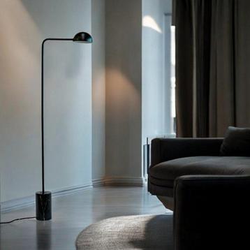 Dyberg Larsen - Staande lamp - Marmer - Zwart - Metaal,