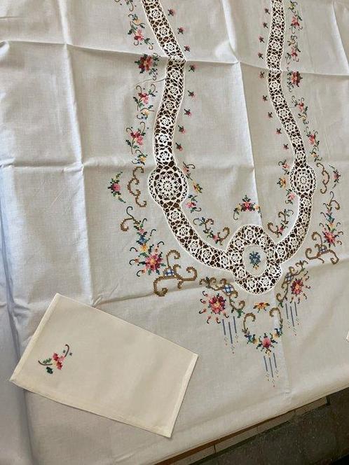 Tafelkleed (7) - 168 cm - 130 cm, Antiek en Kunst, Antiek | Tapijten, Tafelkleden en Textiel