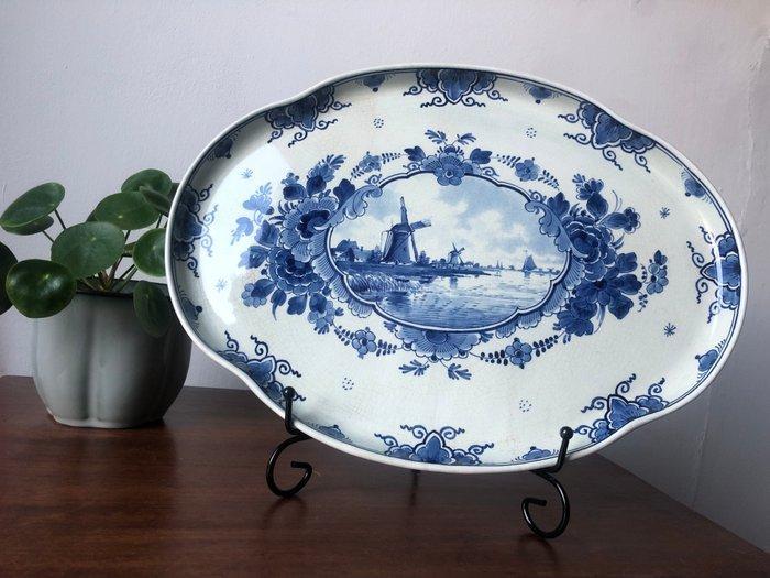 De Porceleyne Fles, Delft - P. J. Gerbrands - Serveerschaal, Antiek en Kunst, Antiek | Glaswerk en Kristal