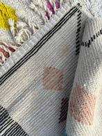 Marokkaans Beni M’rirt Wolkleed – Met de hand geweven luxe, Huis en Inrichting, Nieuw