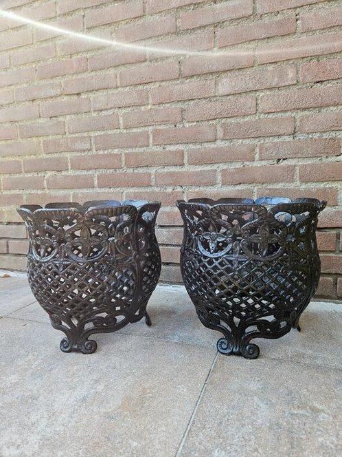 cast iron openwork round plant pot - Pot - Gietijzer, Antiek en Kunst, Curiosa en Brocante