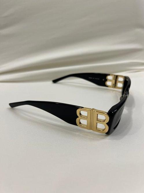 Balenciaga - Dynasty Rectangle in Nero - Lunettes de soleil, Handtassen en Accessoires, Zonnebrillen en Brillen | Dames