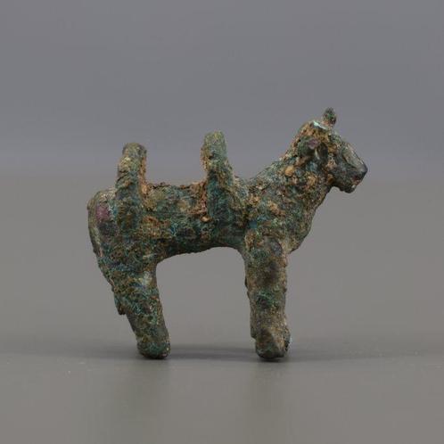 West-Aziatisch Brons Bronzen Figurine ZOOMORPHE - 4 cm, Verzamelen, Mineralen en Fossielen