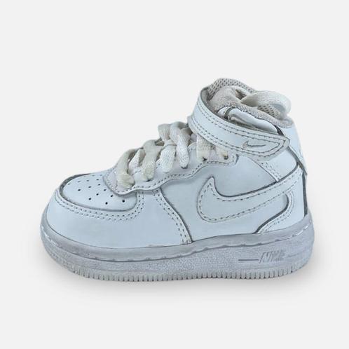 Nike Air Force 1 Mid - Maat 19.5, Enfants & Bébés, Vêtements enfant | Chaussures & Chaussettes, Envoi