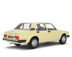 Laudoracing 1:18 - Berline miniature - Alfa Romeo Alfetta, Nieuw