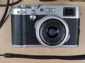Fuji Fujifilm X100F silver with prime lens 35mm Digitale beschikbaar voor biedingen