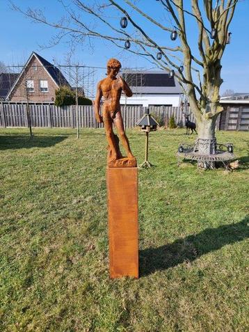 Beeld, David with Pedestal - 181 cm - Cortenstaal