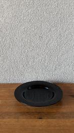 - Dienblad - Contouren zijn kalm en weloverwogen,