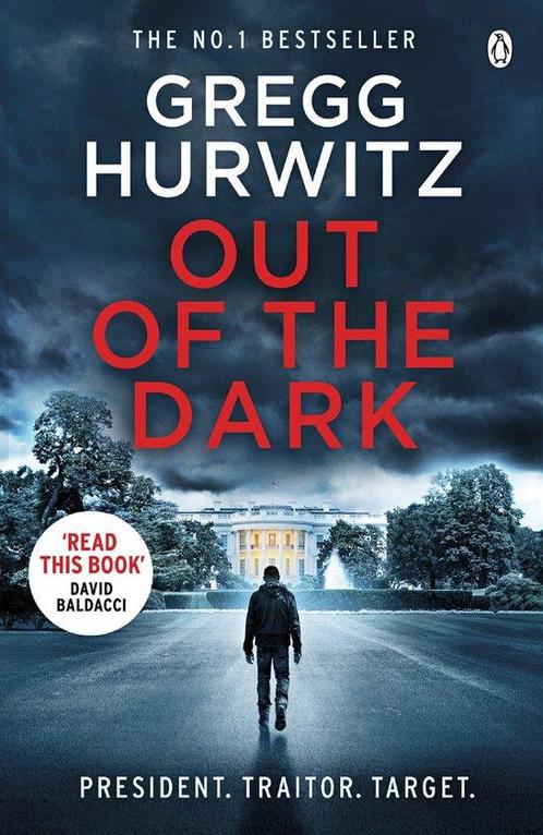 Out of the Dark 9781405928564 Gregg Hurwitz, Boeken, Overige Boeken, Gelezen, Verzenden