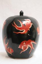 Vase avec couvercle - Porcelaine