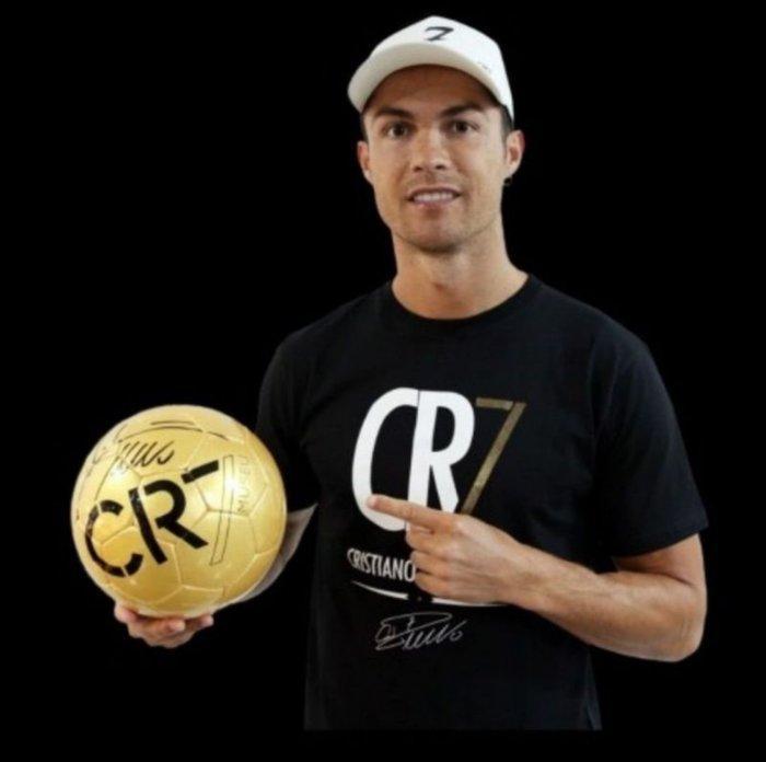 Cristiano Ronaldo - Voetbal - bal, Foto, Decoratief object,, Verzamelen, Overige Verzamelen