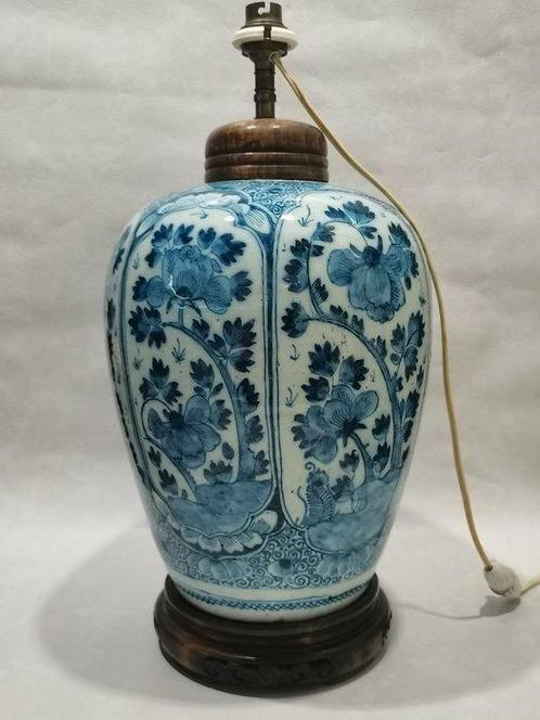Lampe montée sur vase - Faïence de Delft - Vase delft xviii, Antiek en Kunst, Antiek | Glaswerk en Kristal