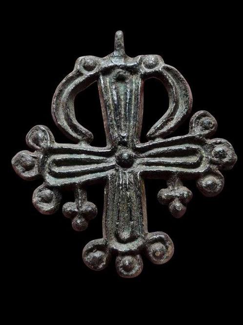 Médiéval, époque des Croisés Bronze, Croix magnifique et, Handtassen en Accessoires, Antieke sieraden