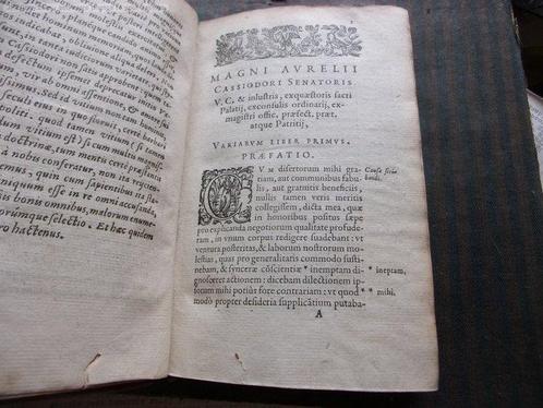 M. Aurelii Cassiodori Senatoris - Opera omnia quae extant ex, Antiek en Kunst, Antiek | Boeken en Manuscripten