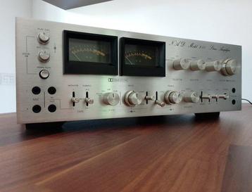 NAD - 200 Solid state geïntegreerde versterker