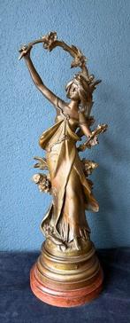 Aug. Moreau (1834 - 1917) - Sculpture, Art Nouveau statue -, Antiek en Kunst