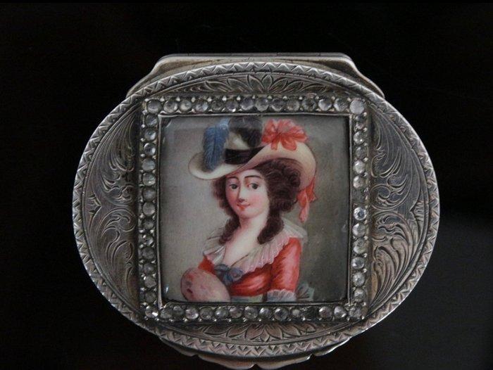 Snuifdoos - .800 zilver - Zilveren box / pillendoosje - met, Antiek en Kunst, Antiek | Zilver en Goud