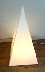 Harco Loor - Staande lamp - kunststof - Piramide Vloerlamp