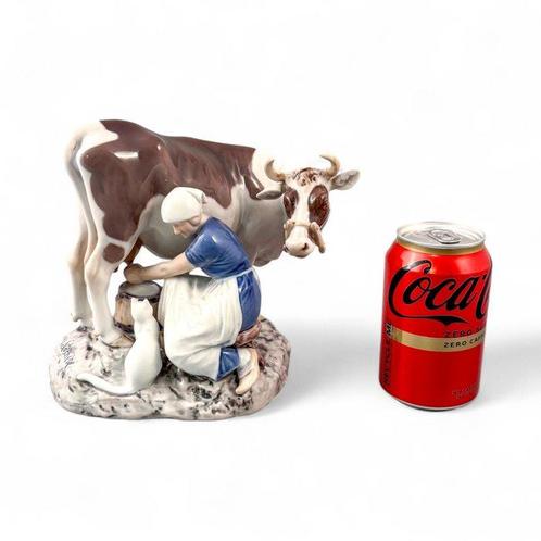 Bing & Grondahl - Figurine - The Milkmaid - 2017 -, Antiek en Kunst, Antiek | Glaswerk en Kristal