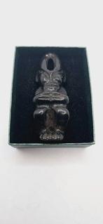 Alien Goddelijke Amulet - Hongshan Cultuur - Amulet
