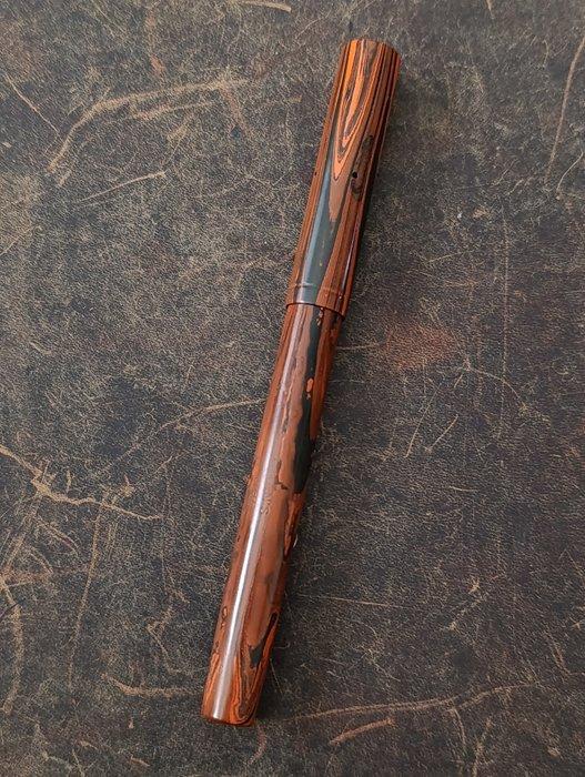 Red ripple - Vulpen, Verzamelen, Pennenverzamelingen