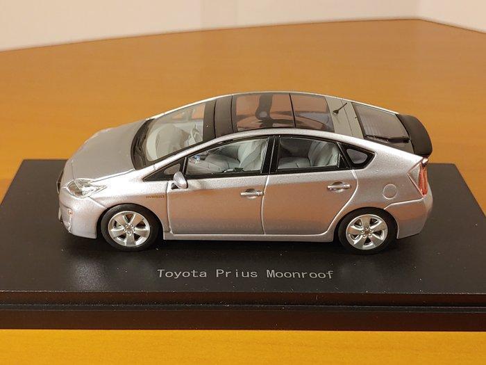 Ebbro 1:43 - Model hatchback - Toyota Prius MoonRoof, Hobby en Vrije tijd, Modelauto's | 1:5 tot 1:12