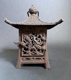 Golf en Wolk Draak () motief lantaarn. - Japan - Shwa