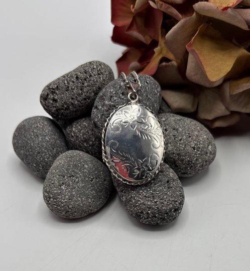 Zonder Minimumprijs - Medaillon Zilver, Handtassen en Accessoires, Antieke sieraden