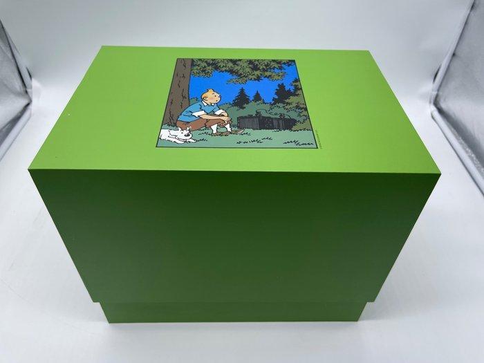 Statuette Moulinsart 47001 - Tintin assis dans lherbe - 1, Boeken, Strips | Comics