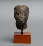 Oud-Egyptisch Groene steen Hoofd van een priester. Laatste