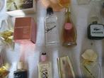 Collection darticles de marque - 81 miniatures de parfum