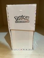 Pokémon - 1 Box - Set Allenatore Fuoriclasse - Scarlatto e, Hobby en Vrije tijd, Verzamelkaartspellen | Pokémon, Nieuw