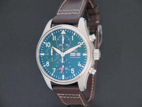 IWC Pilot's Watch Chronograph IW388103 uit 2022, Bijoux, Sacs & Beauté, Montres | Hommes, Envoi