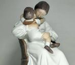 Bing & Grondahl - Beeldje - Mother and Child #1552 -