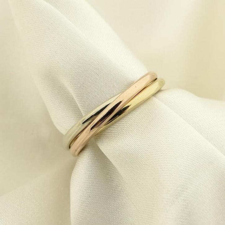 Tricolor gouden trinity ring, Handtassen en Accessoires, Ringen, Dame, Overige kleuren, 19 tot 20, Gebruikt, Goud, Ophalen of Verzenden