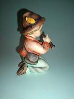 Goebel - Figurine - Spelende jongen met fluit - TMK6 -