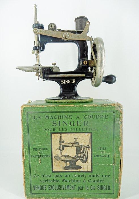 Singer Sewhandy N°20 Naaimachine - Miniatuur - Gietijzer, Antiek en Kunst, Kunst | Designobjecten
