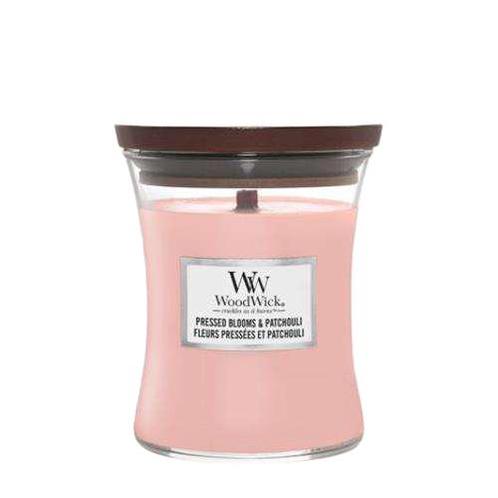 WoodWick Candle Pressed Blooms & Patchouli Medium, Bijoux, Sacs & Beauté, Beauté | Soins du corps, Envoi