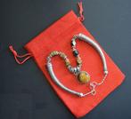 Halsketting 45 cm + hanger 2,5 cm en kralen van tijgeroog -, Verzamelen