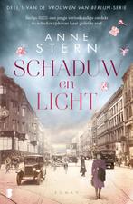 Schaduw en licht / Vrouwen van Berlijn / 1 9789022599846, Verzenden, Anne Stern