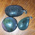 Lot de pendentifs obsidienne œil céleste et Manta Huichol., Collections