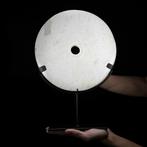 Decoratief ornament - NO RESERVE PRICE - White Marble Disc