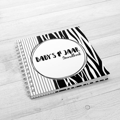 Babys eerste jaar invulboek 9789083096780, Boeken, Stripverhalen, Zo goed als nieuw, Verzenden