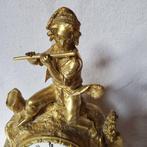 Figurale pendule Louis Philippe - Verguld brons - 1830-1840