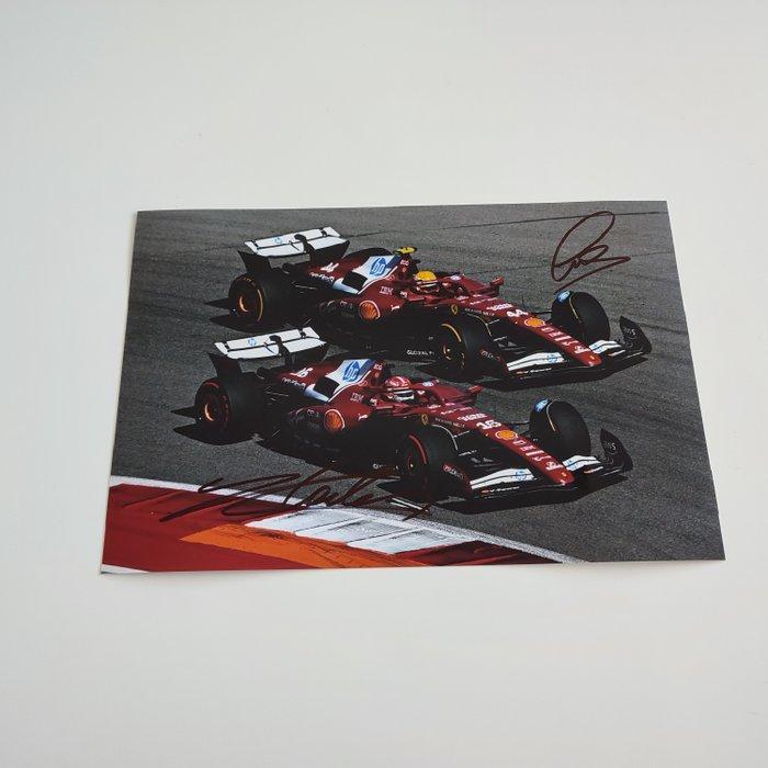 Ferrari - Lewis Hamilton & Charles Leclerc - 2025 - Foto, Verzamelen, Automerken, Motoren en Formule 1