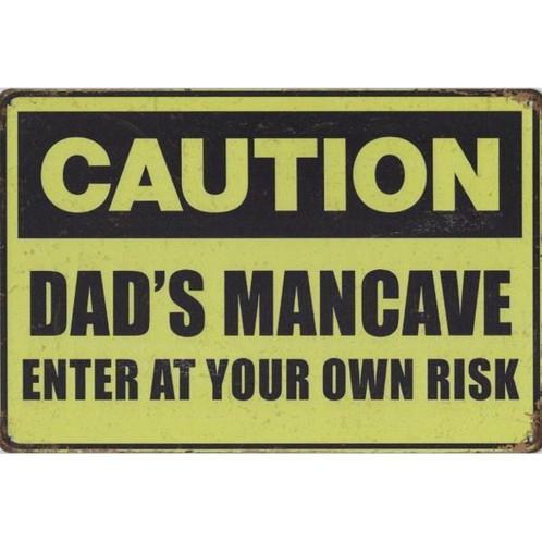 Wandbord -  Caution Dad’s Man Cave Enter At Your Own Risk, Huis en Inrichting, Woonaccessoires | Wanddecoraties, Nieuw