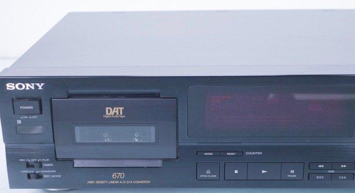 Sony - DTC-670 - 100% working - NM condition - DAT - digital, Audio, Tv en Foto, Radio's