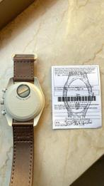 Omega x Swatch - MoonSwatch - Mission to Saturn - Sans Prix, Handtassen en Accessoires, Horloges | Heren, Nieuw