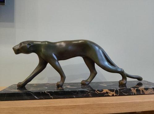 M.FONT - sculptuur, Panthère marchant signé - 4,7 kg - 48 cm, Antiek en Kunst, Kunst | Designobjecten