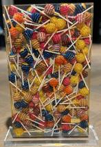 Arman (1928-2005) - sculptuur, Untitled (Chupa Chups) - 42